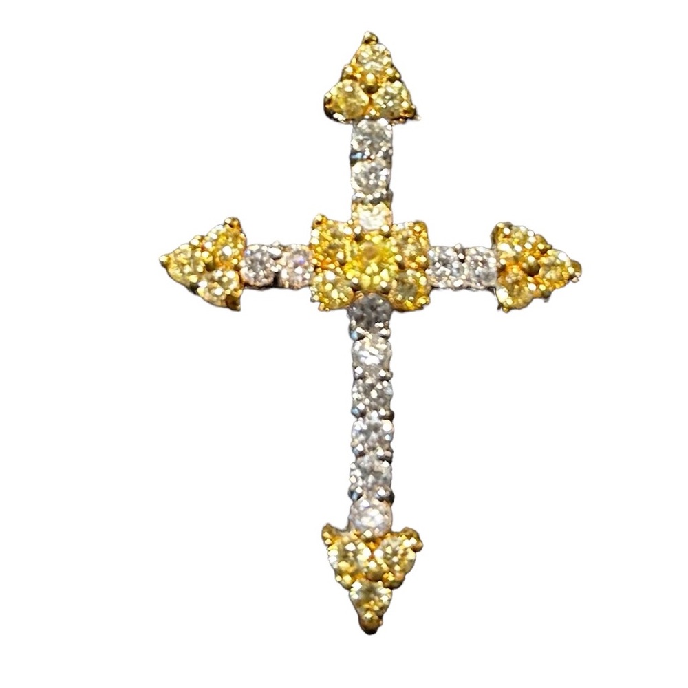 Vintage white and yellow diamonds I’m sterling silver 1980’s looks real